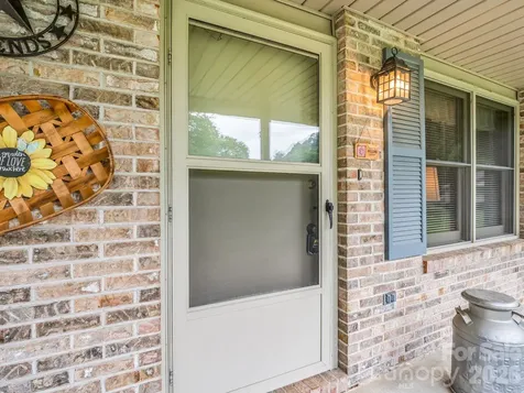 182 Resada Drive Brevard NC 28712