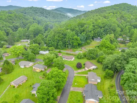 182 Resada Drive Brevard NC 28712