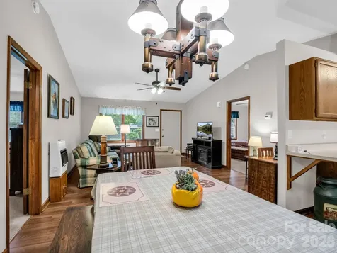 182 Resada Drive Brevard NC 28712