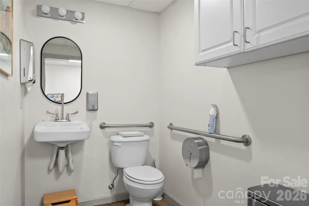 34 Maple Street Waynesville NC 28786