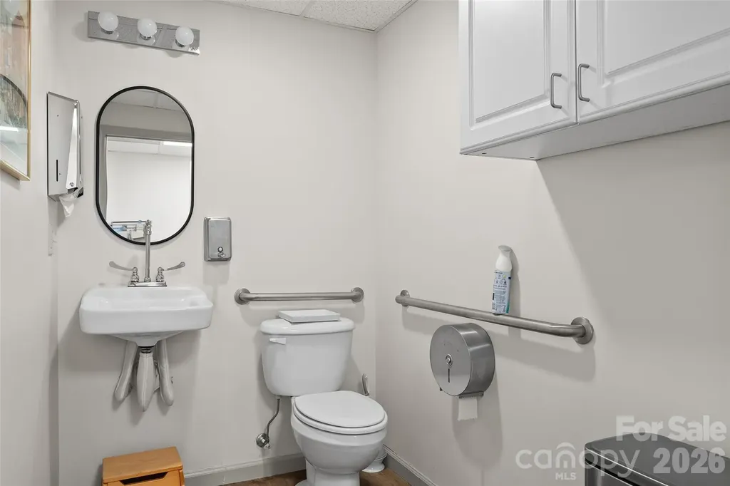 34 Maple Street Waynesville NC 28786