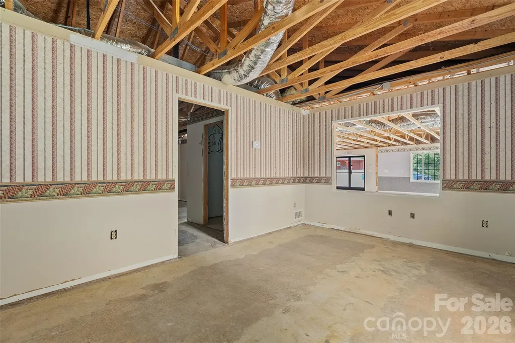 34 Maple Street Waynesville NC 28786