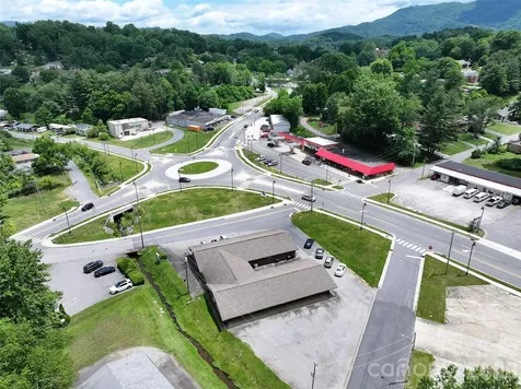 34 Maple Street Waynesville NC 28786
