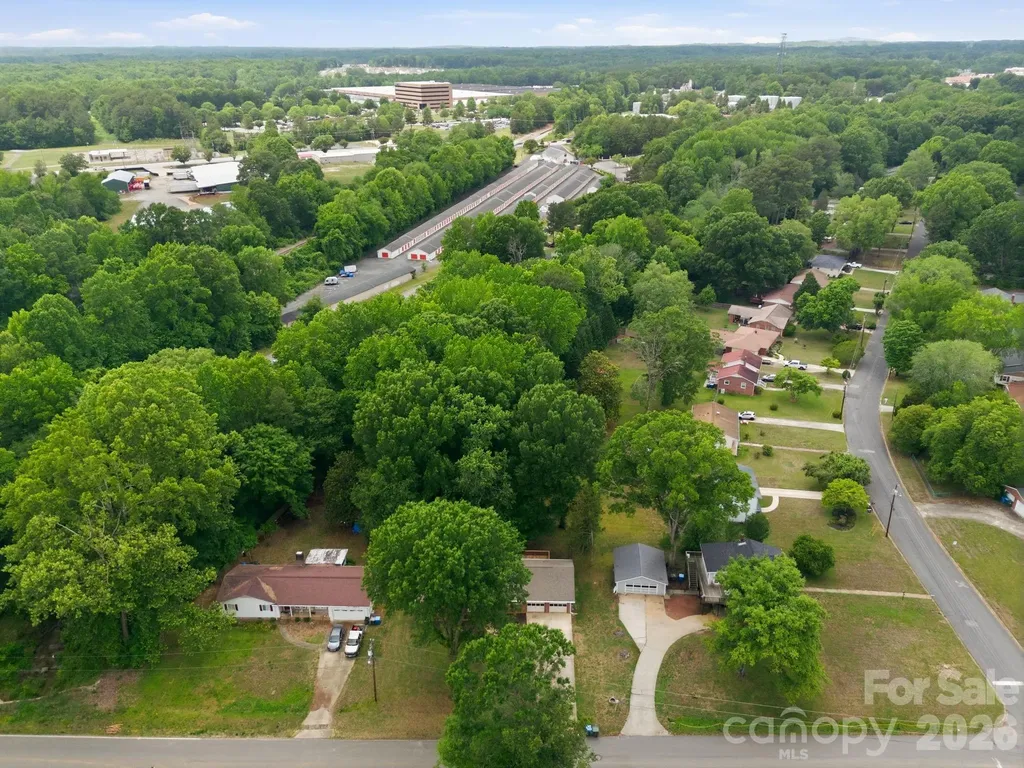 302 S Mccoy Road Salisbury NC 28144