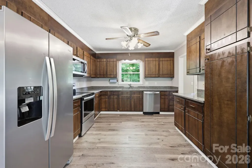 302 S Mccoy Road Salisbury NC 28144
