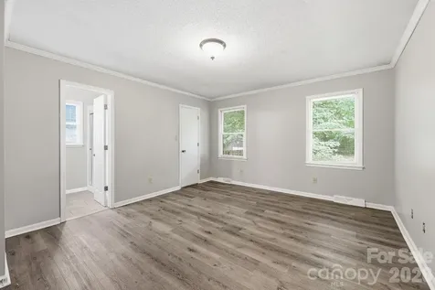 302 S Mccoy Road Salisbury NC 28144