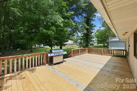 302 S Mccoy Road Salisbury NC 28144