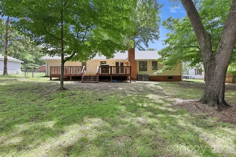 302 S Mccoy Road Salisbury NC 28144