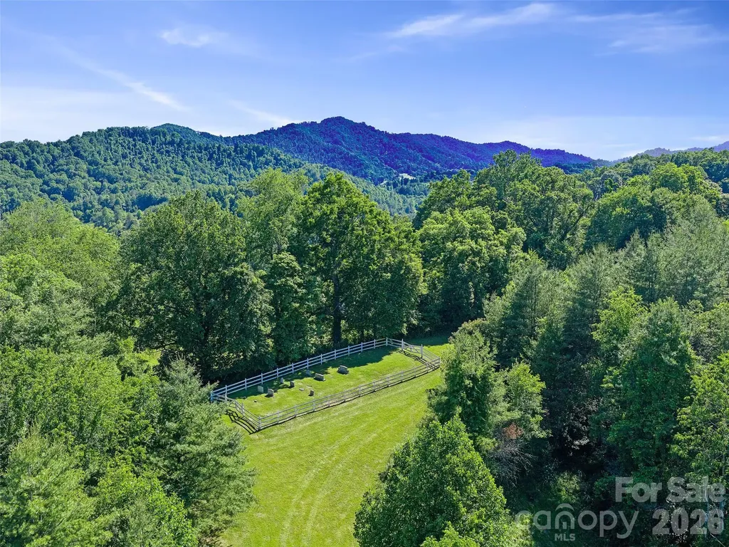 00 Us Hwy 19w Highway Burnsville NC 28714