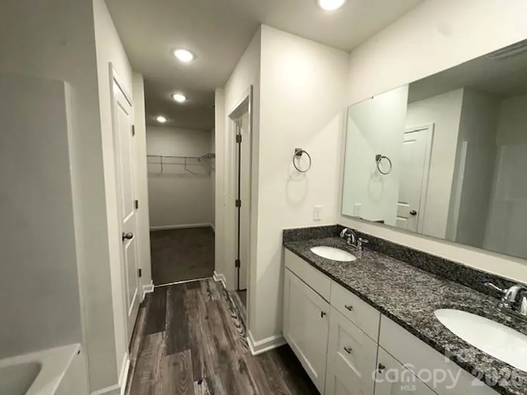 1650 Nicholas Way Hickory NC 28602