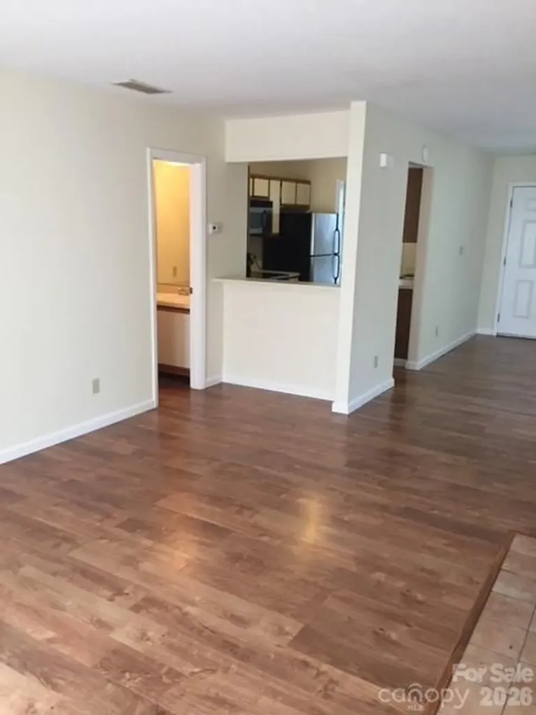 814 Selwyn Oaks Court Charlotte NC 28209