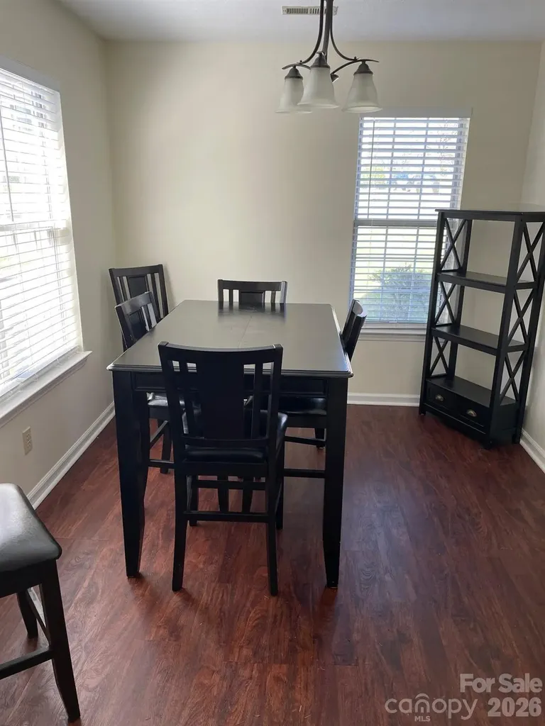 814 Selwyn Oaks Court Charlotte NC 28209