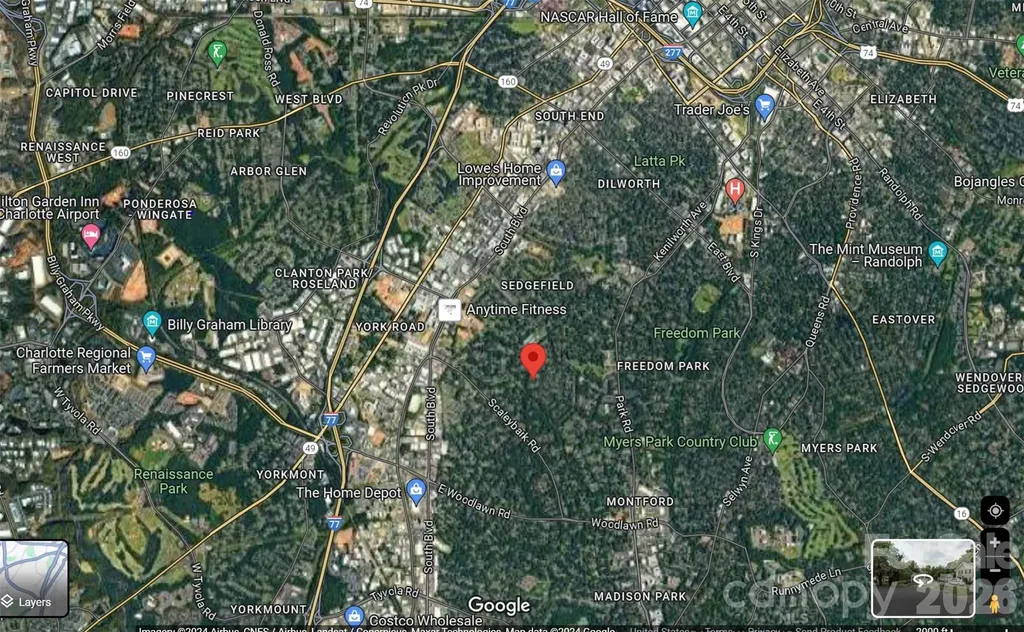 814 Selwyn Oaks Court Charlotte NC 28209