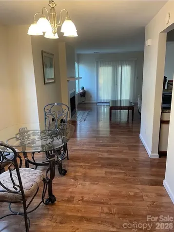 814 Selwyn Oaks Court Charlotte NC 28209