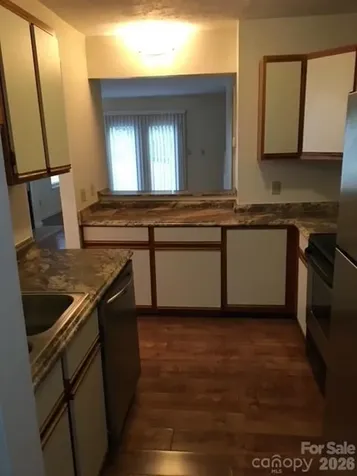 814 Selwyn Oaks Court Charlotte NC 28209