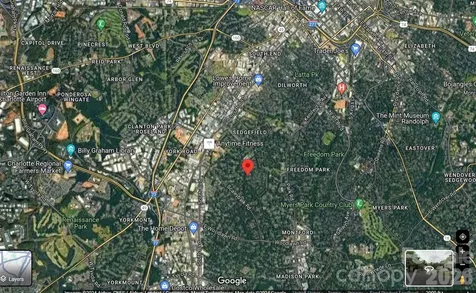 814 Selwyn Oaks Court Charlotte NC 28209