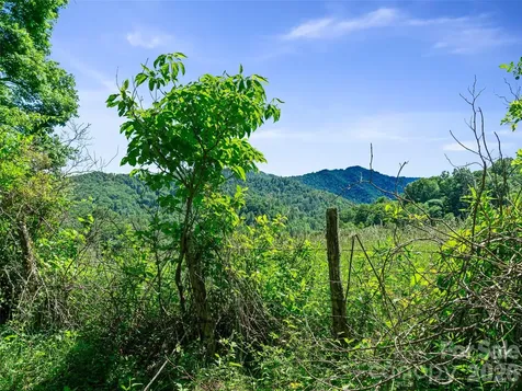 000 Us Hwy 19w Highway Burnsville NC 28714