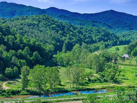 000 Us Hwy 19w Highway Burnsville NC 28714