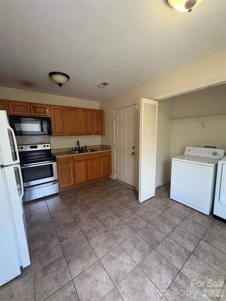 3931 Durham Lane Charlotte NC 28269