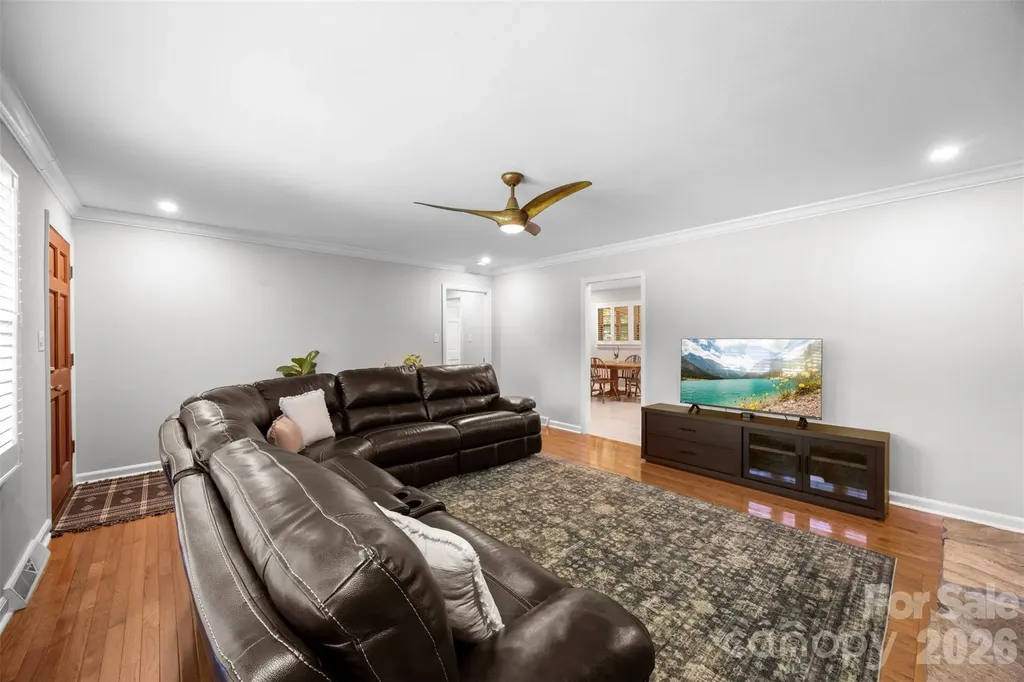 3701 Bellevue Terrace Gastonia NC 28056