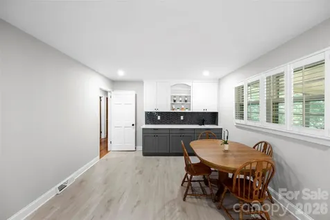 3701 Bellevue Terrace Gastonia NC 28056