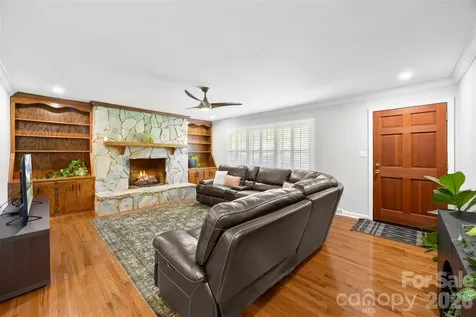 3701 Bellevue Terrace Gastonia NC 28056