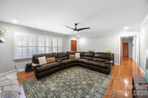 3701 Bellevue Terrace Gastonia NC 28056
