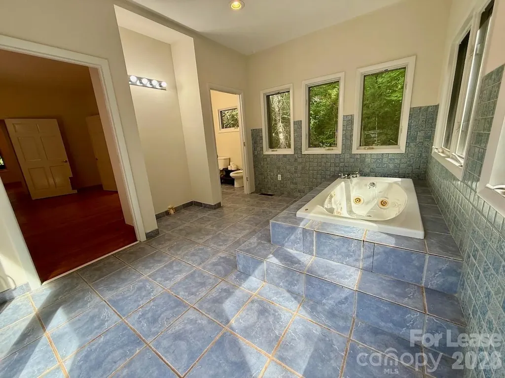 140 Brier Rose Lane Columbus NC 28722