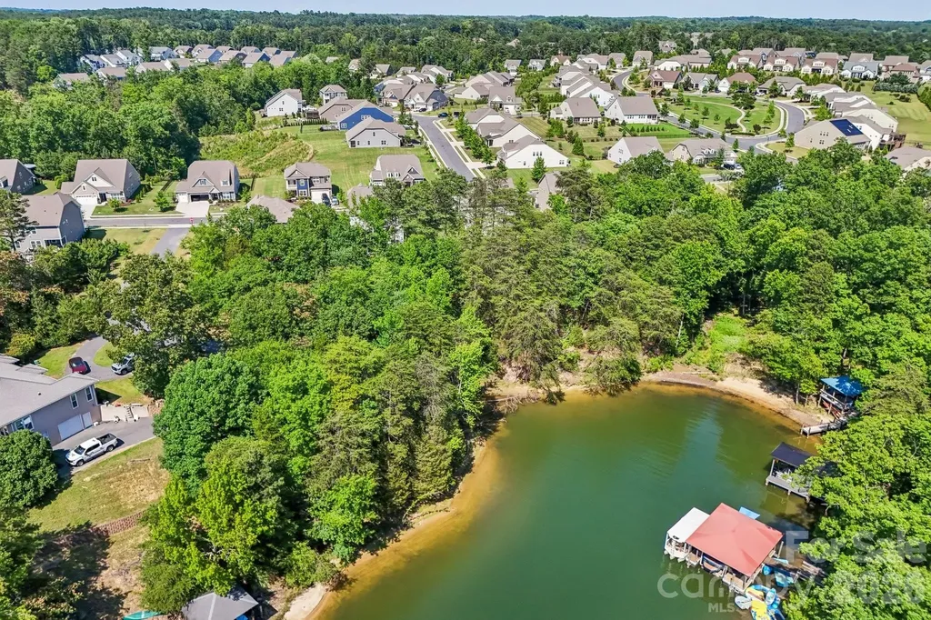 17810 Burnt Hickory Drive Charlotte NC 28278