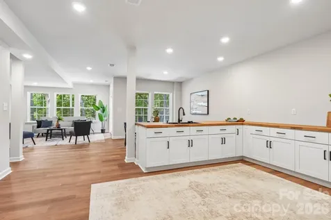 17810 Burnt Hickory Drive Charlotte NC 28278