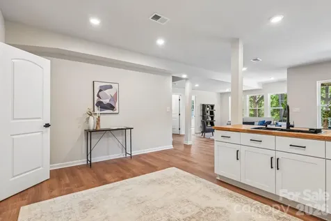 17810 Burnt Hickory Drive Charlotte NC 28278