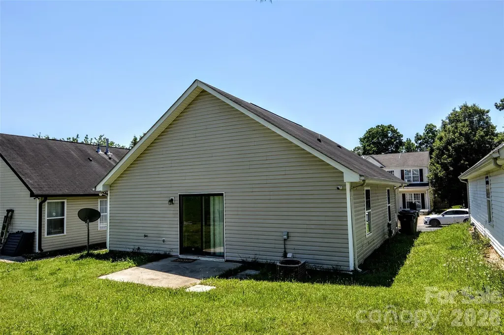 1131 Hannah Rae Court Charlotte NC 28214