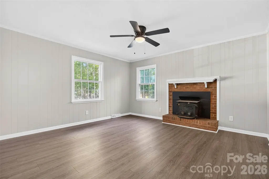 616 Old Farm Road Statesville NC 28625