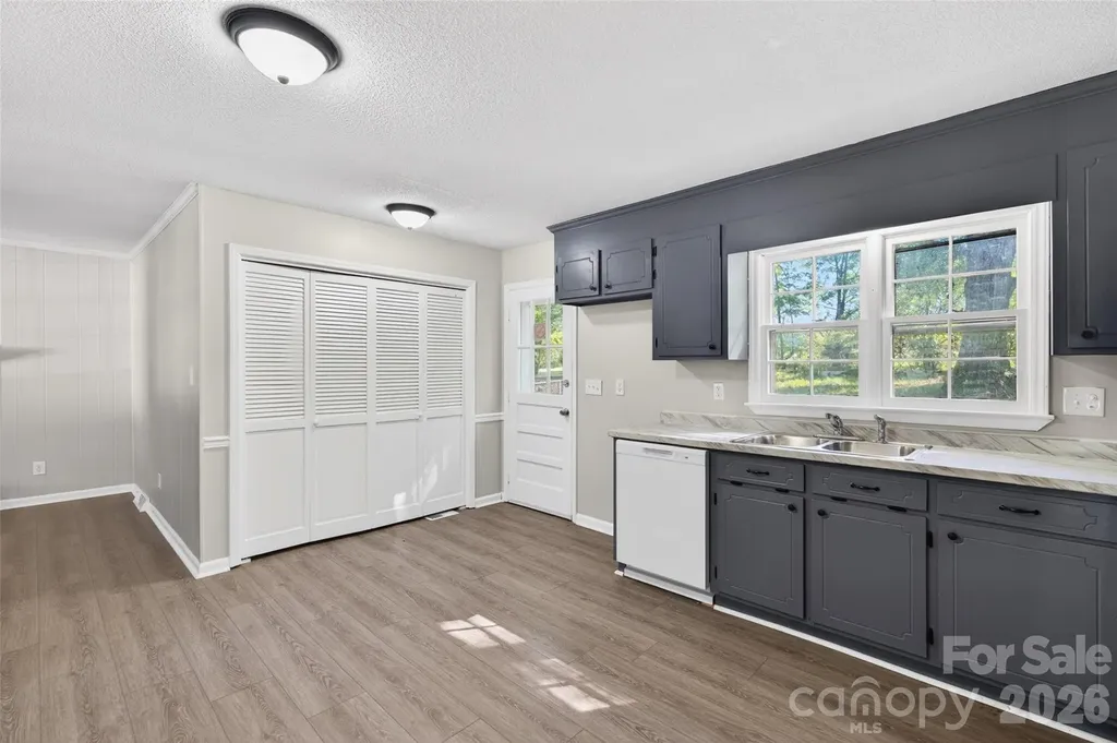 616 Old Farm Road Statesville NC 28625