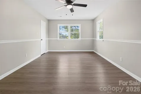 616 Old Farm Road Statesville NC 28625