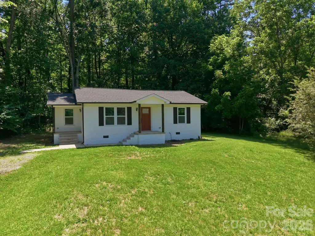 918 Breezewood Drive Charlotte NC 28262
