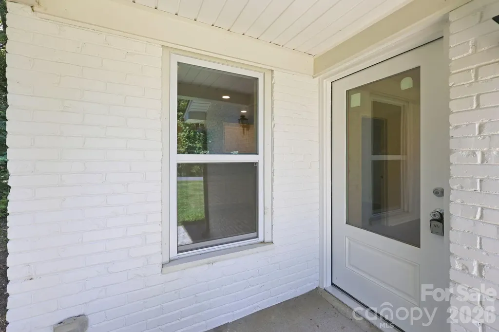 918 Breezewood Drive Charlotte NC 28262