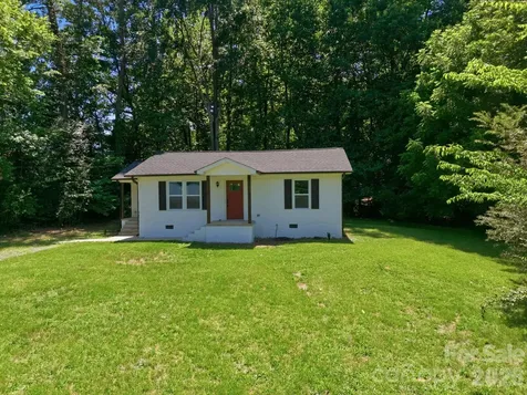 918 Breezewood Drive Charlotte NC 28262