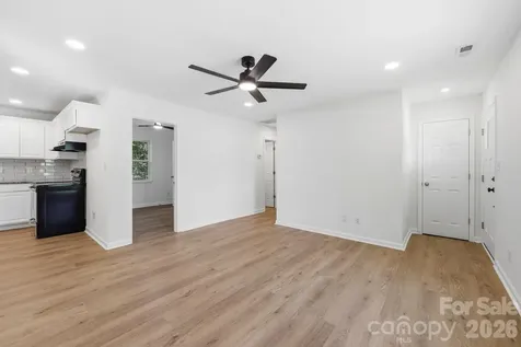 918 Breezewood Drive Charlotte NC 28262