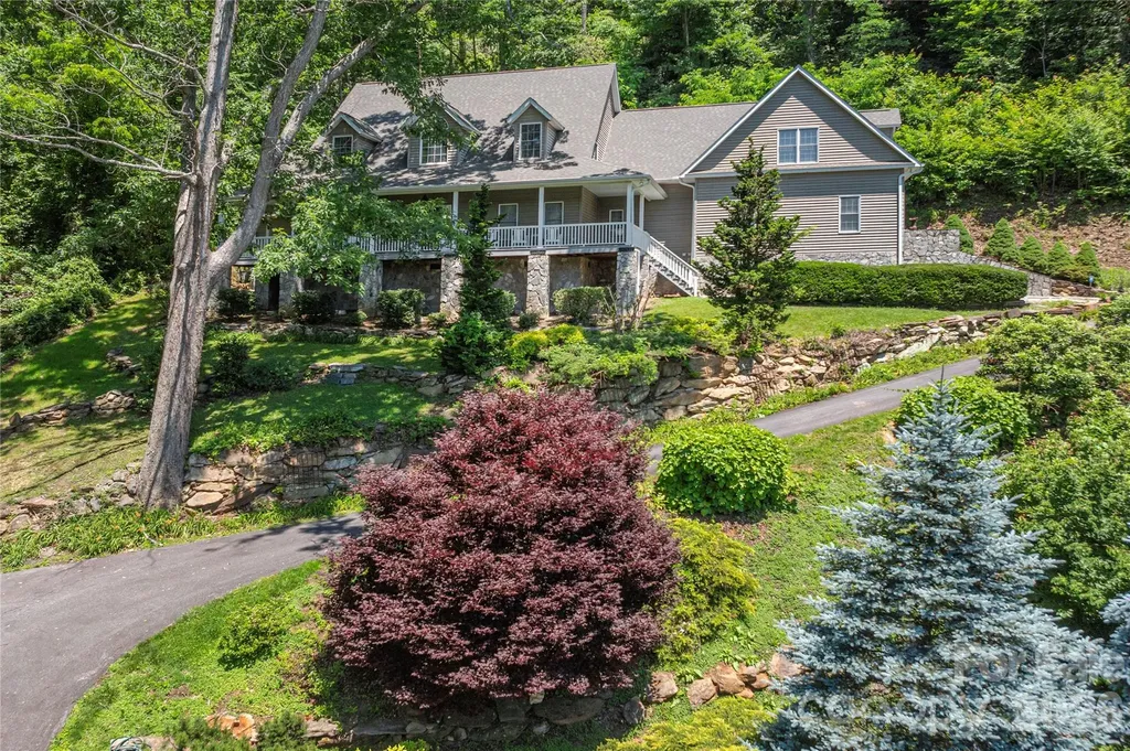 554 Breckenridge Road Waynesville NC 28785