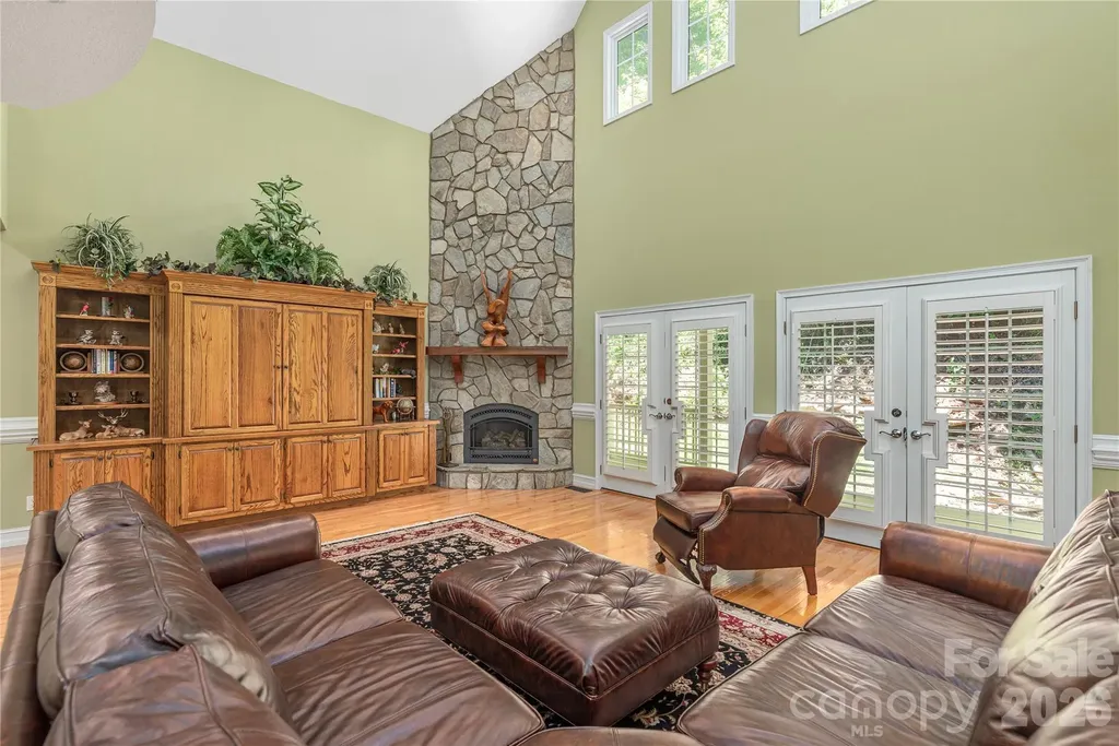 554 Breckenridge Road Waynesville NC 28785