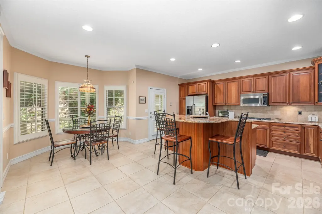 554 Breckenridge Road Waynesville NC 28785