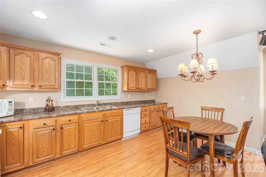 554 Breckenridge Road Waynesville NC 28785