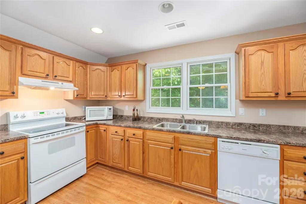 554 Breckenridge Road Waynesville NC 28785