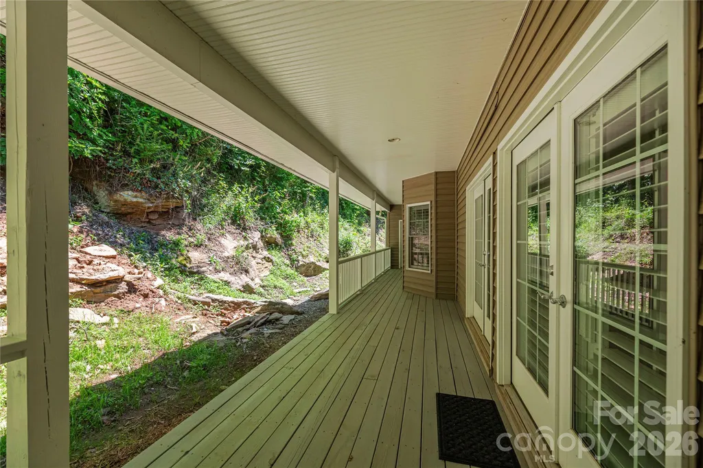 554 Breckenridge Road Waynesville NC 28785