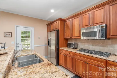 554 Breckenridge Road Waynesville NC 28785