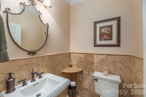 554 Breckenridge Road Waynesville NC 28785