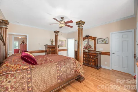 554 Breckenridge Road Waynesville NC 28785