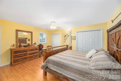 554 Breckenridge Road Waynesville NC 28785
