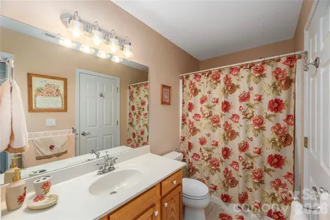 554 Breckenridge Road Waynesville NC 28785